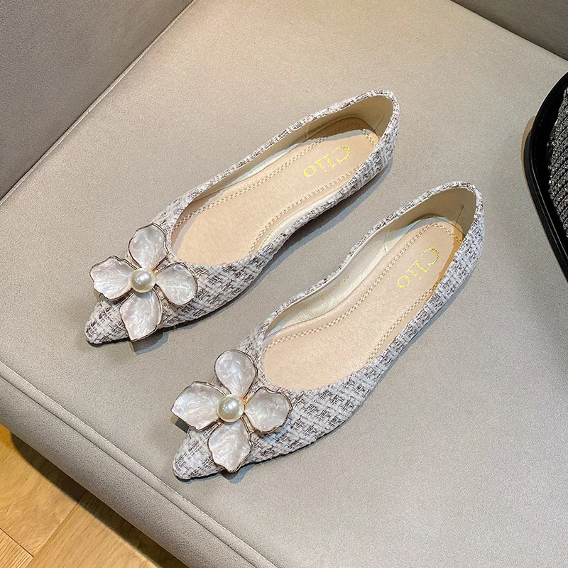 Women Flats Flower Casual Shoes for Girls Slip on Elegant Style Loafers Women Shoes Zapatillas Mujer Large Size 45 Lolita Shoes