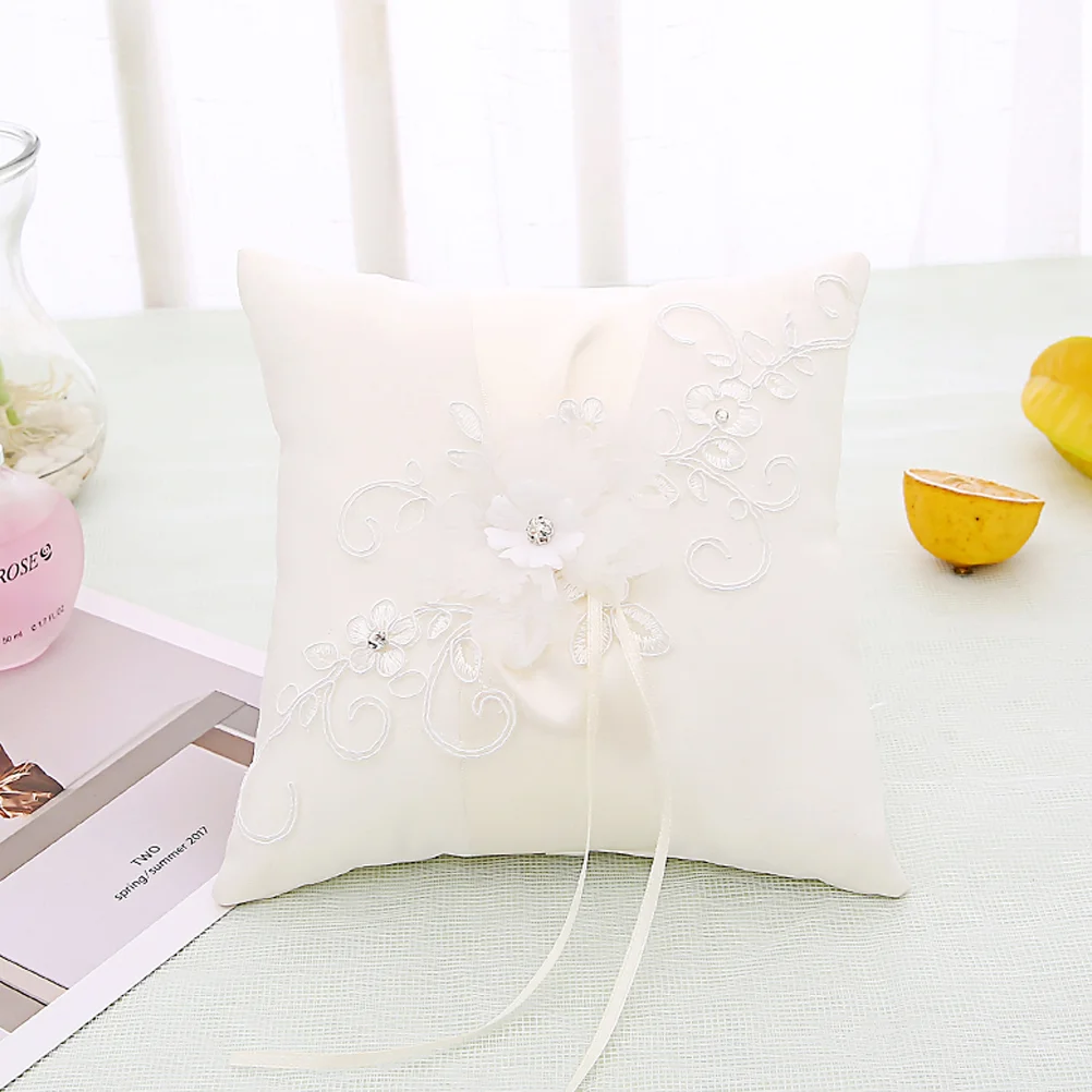 

20 X20cm Engagement Ring Pillow for Bearer Ceremony with Ribbons Wedding Flower