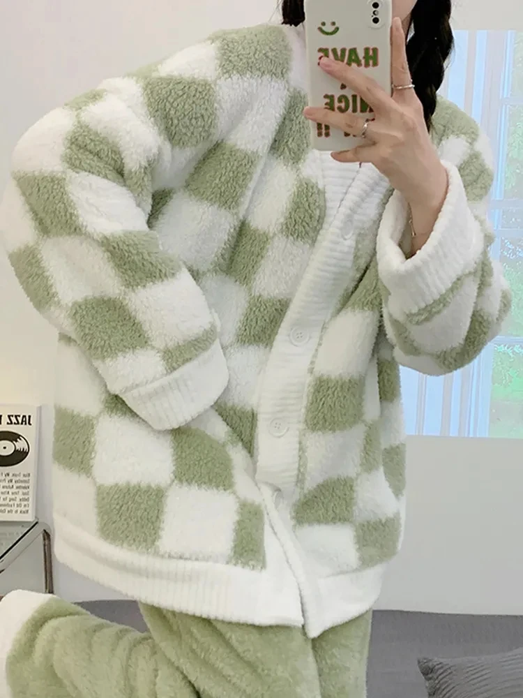 Thicker Women's Pajamas Warm Nightgown Winter Flannel Home Clothes Female Autumn Thick Coral Velvet Sleepwear Pijamas Set