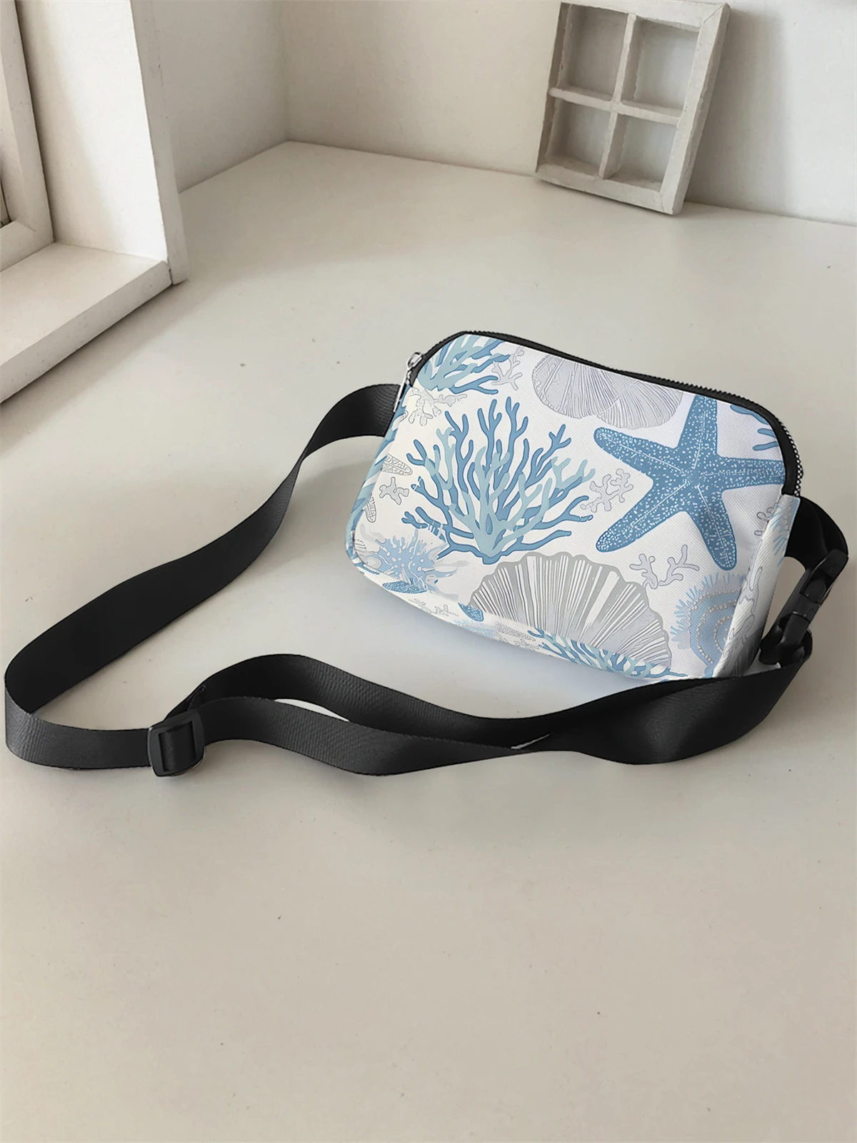 1-piece set, stylish adjustable crossbody bag, neutral sports waist bag, suitable for running