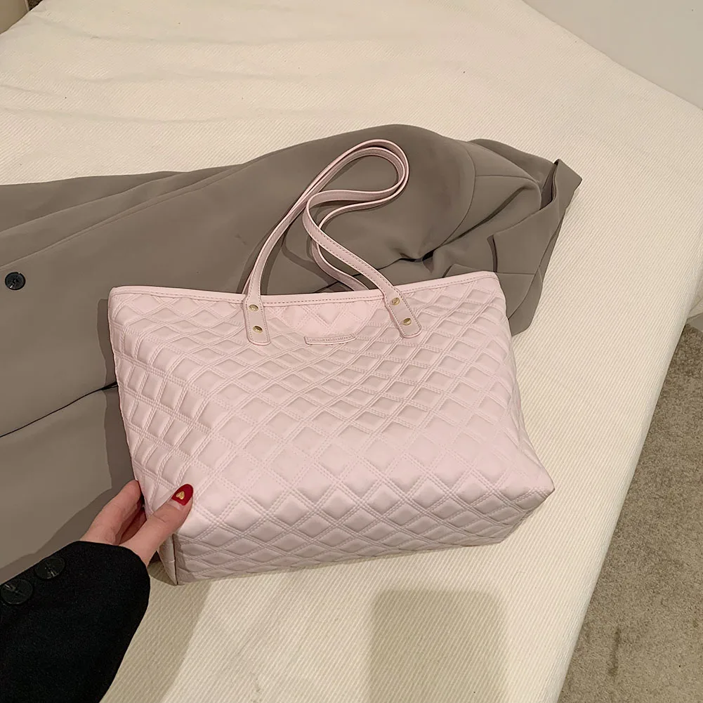 ������ �ܻ� �����, ��뷮 PU ���̾Ƹ�� ���� ȣ����, ���Ʈ ����, ĳ�־� ��Ʈ �ڵ�� ������ ���ι�