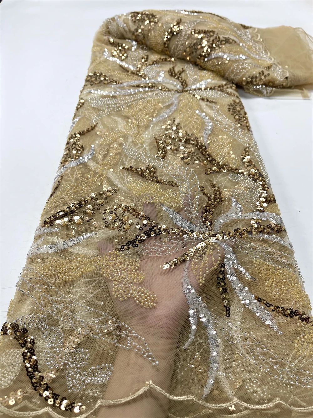 

2023 High Quality Latest Tulle Lace Fabric African Embroidery French Guipure Sequins Wedding Party Dress Beaded 5yards jy231