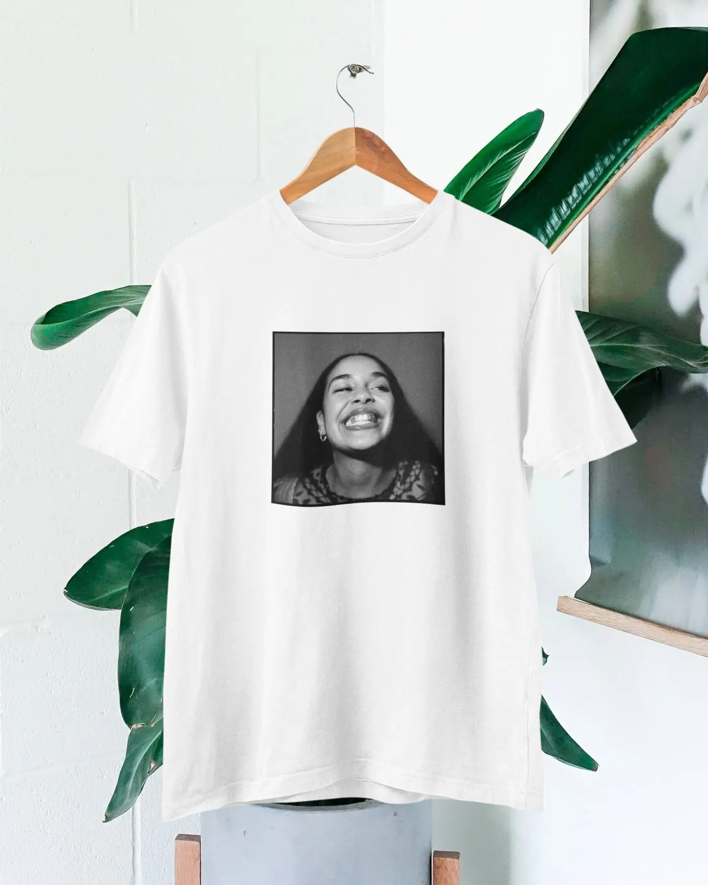 Jorja Smith Photo T-Shirt Jorja Smith Fans Top Jorja Smith Falling Or Flying