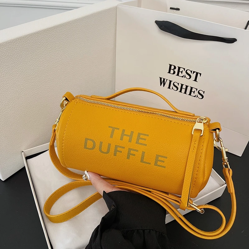 Elegant Textured Leather Crossbody Bag For Women Stylish Commuter Purse With Adjustable Chain And Charm lady messenger bag