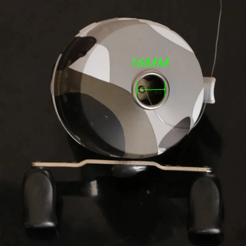 Large Spincast Reel Fishing PS40 Slingshot Spool Outdoor Shooting fish with 7# nylon line spinning fishing reels fishing reels