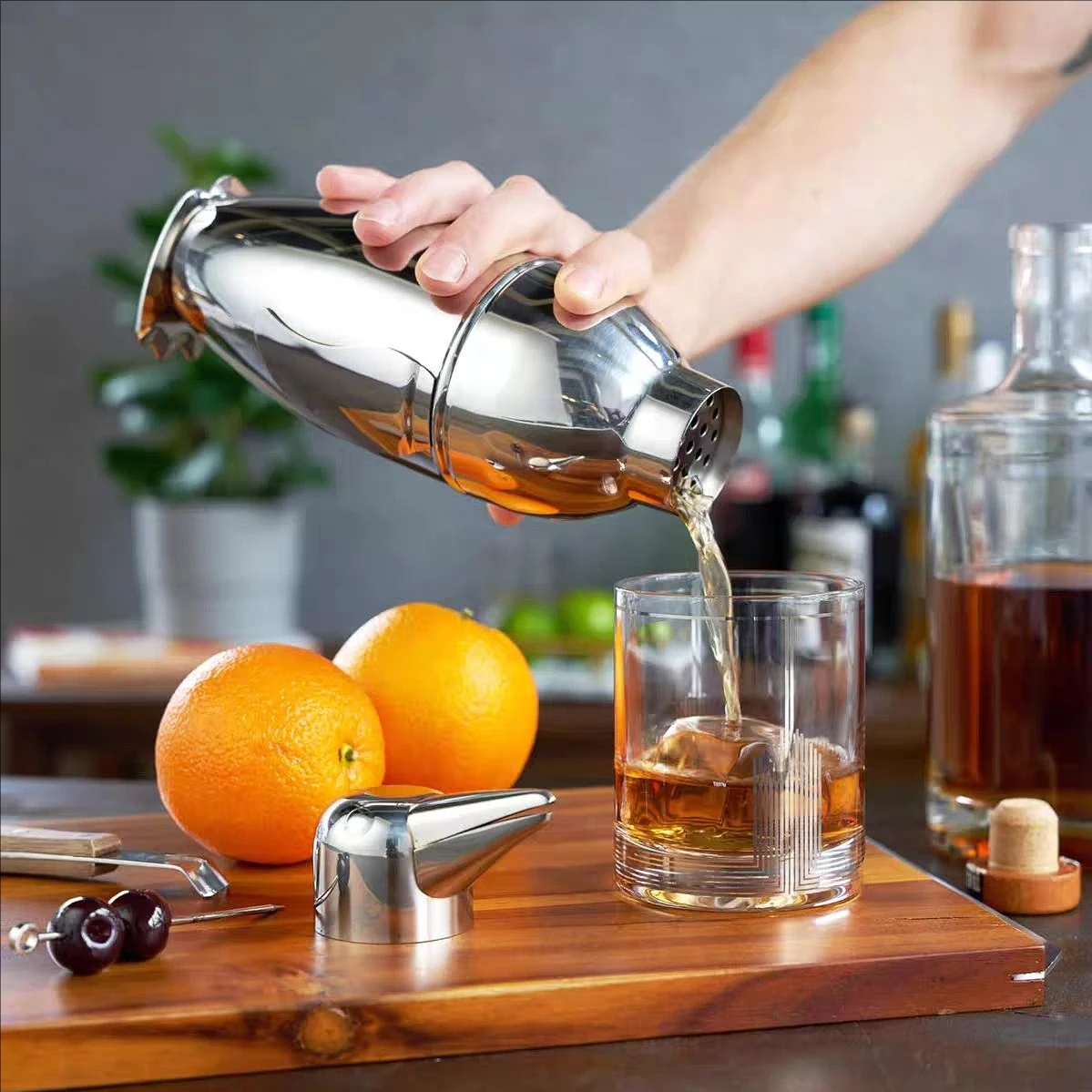 Cocktail Shaker Set Stainless Steel Bartender Kit Cocktail Mixer Wine Martini Shaker Party Bar Tools