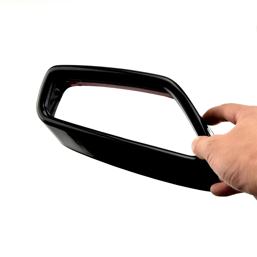 

Black Stainless Steel Car Tail Throat Accessories Car Tail Muffler Exhaust Pipe Output Cover For BMW 5 Series G30 G38 2018-2022