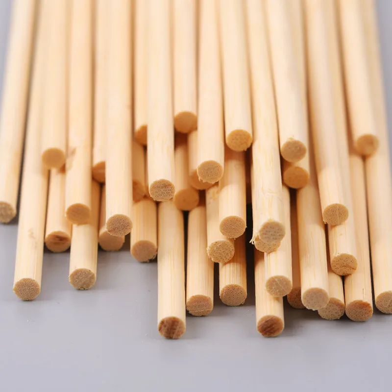100pcs Bamboo Skewers Disposable Wooden Barbecue Grill Mats Candy Apple Stick Barbecue Skewers Bar Restaurant Utensil 20cm x4mm