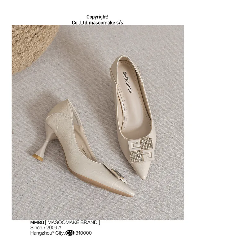 2024 Tidlige forårsnye højhælede, slanke hæle, spidse vanddiamantspænde, bløde læderarbejdssko_voghion.com