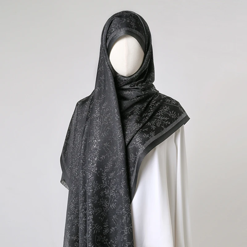 2025 Female Scarves Ombre Gradient Glitter Shimmer Fringe Shawls And Wraps Pashmina Stole Bufandas Muslim Sjaal