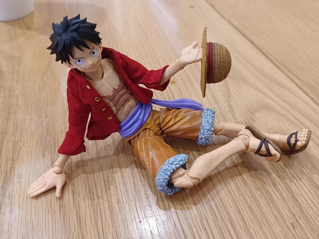 Garrafa Monkey D. Luffy Alumínio Mosquetão Oficial One Piece - Adrenaland -  A Realidade da Imaginação