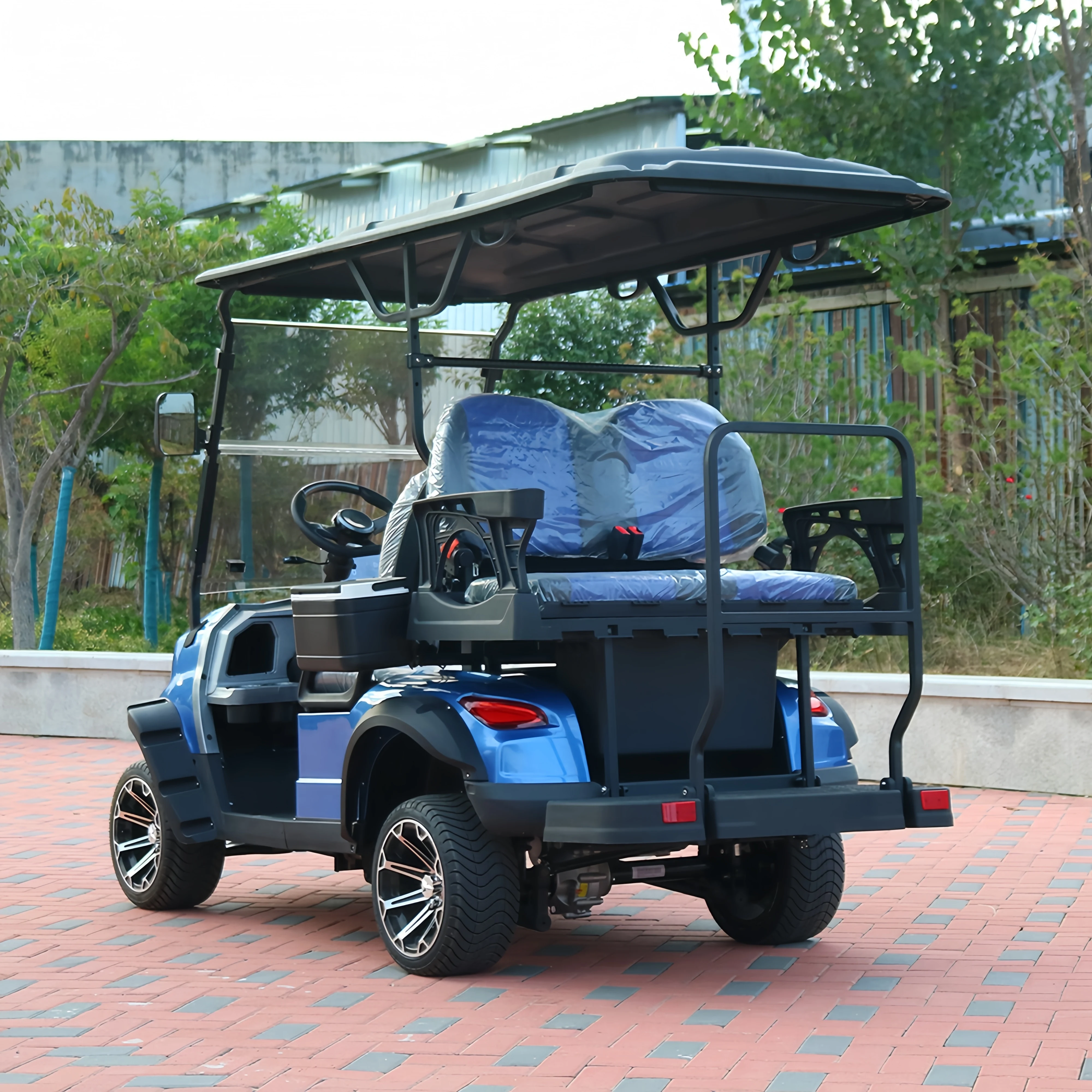 Chinese 2 4 6 Seater Steel Golf cart with electric power Use for resort sightseeing pick-up car Golf buggy
