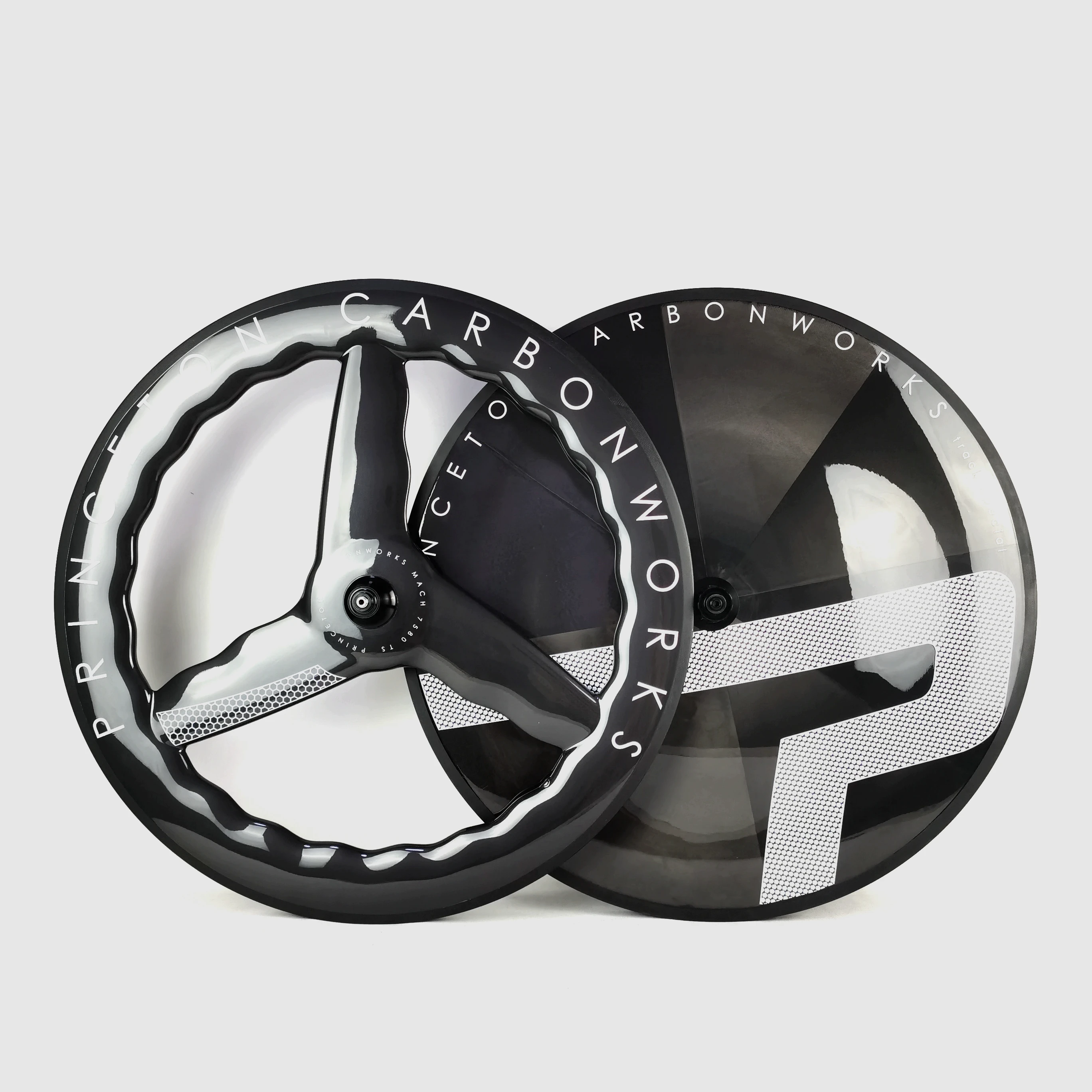 matthewcycle : Velocity Aileronでホイール組み