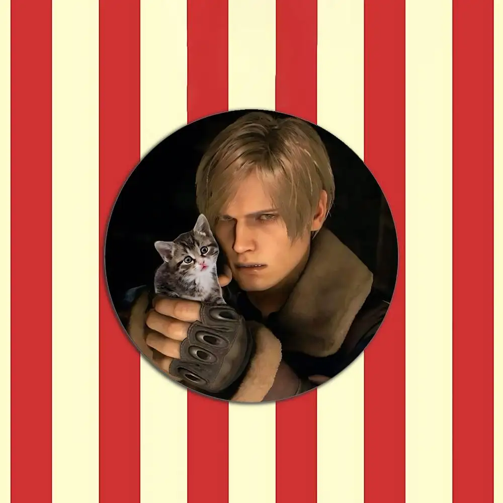 Süße H-Leon Kennedy-S Abzeichen Weißblech Soft Button Pin Brosche Metall Abzeichen Custom Schmuck Zubehör Hut Tasche Revers – Detail 3