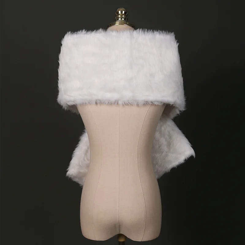 

Bride's fur shawl white plush large shawl warm autumn and winter red and white large shawl wedding dress long shawl