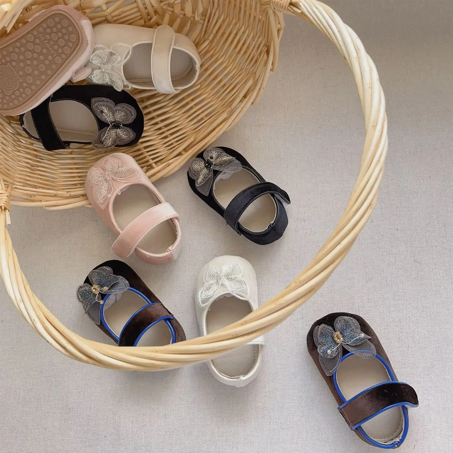 4144 Girl's Shoes 2024 Autumn New  Korean Butterfly Princess Baby Shoes Soft Bottom Anti-slip Hook and Loop Toddler Shoes 2