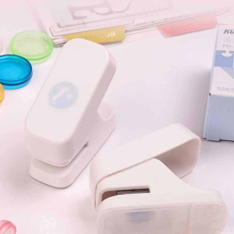 Paper Punch Hole Punching Tools Paper Craft Punch Mini 1 Hole Creative Mushroom Hole Puncher Disc Ring Binding Cutter T-type Paper Puncher Craft Diy Tool Offices Stationery