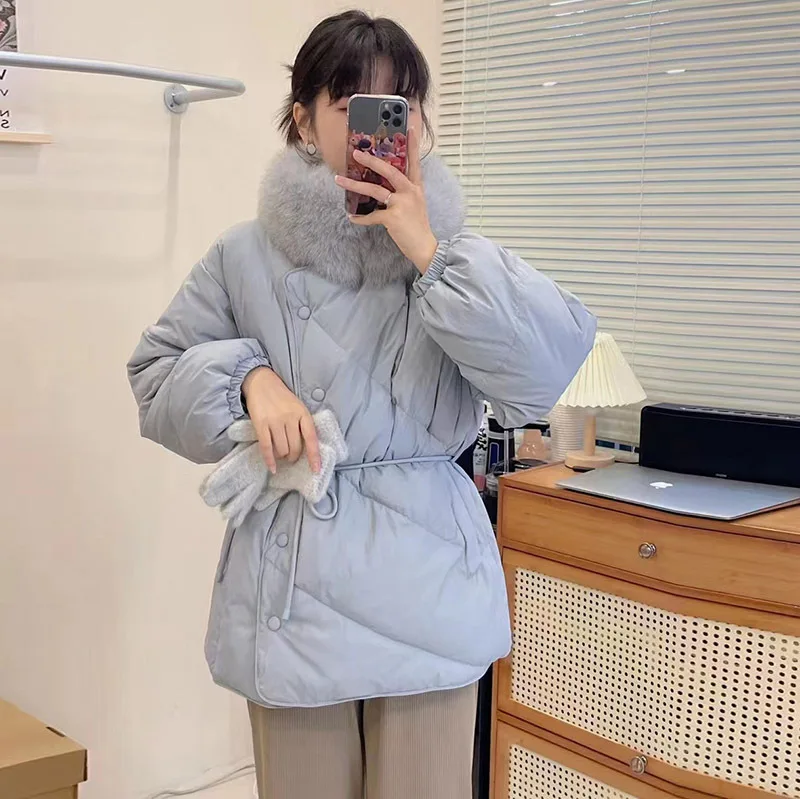 

2024 New Real Fox Fur Collar Winter Women 90% White Duck Down Jacket Ladies Short Warm Puffer Coat Female Loose Elegant Parka