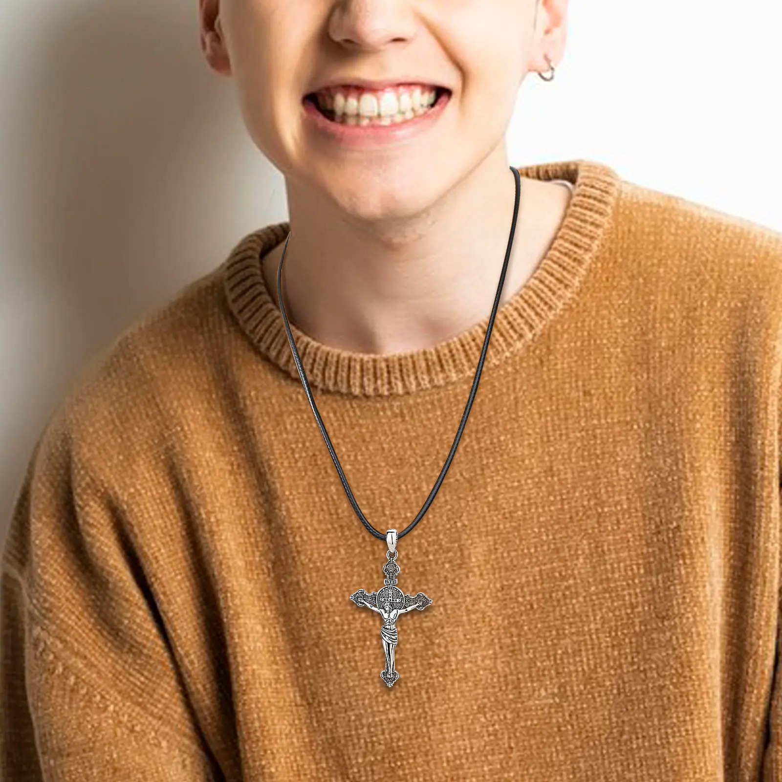 Cross of Jesus Unisex Silver Necklace - Image 6