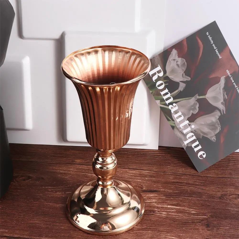 European Style Wrought Iron Gold Iron Vase Anti-fall FIower Art Wedding Photo Props Golden Simulated Flower Holders Living Room