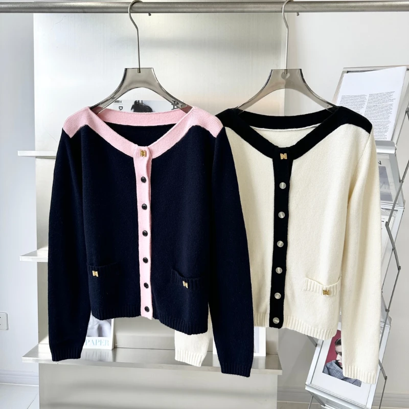 

154536 Fashion Classic Trendy Luxury Design New Color Matching Slash Neck knitted Cardigan Long Sleeve Shirt Female