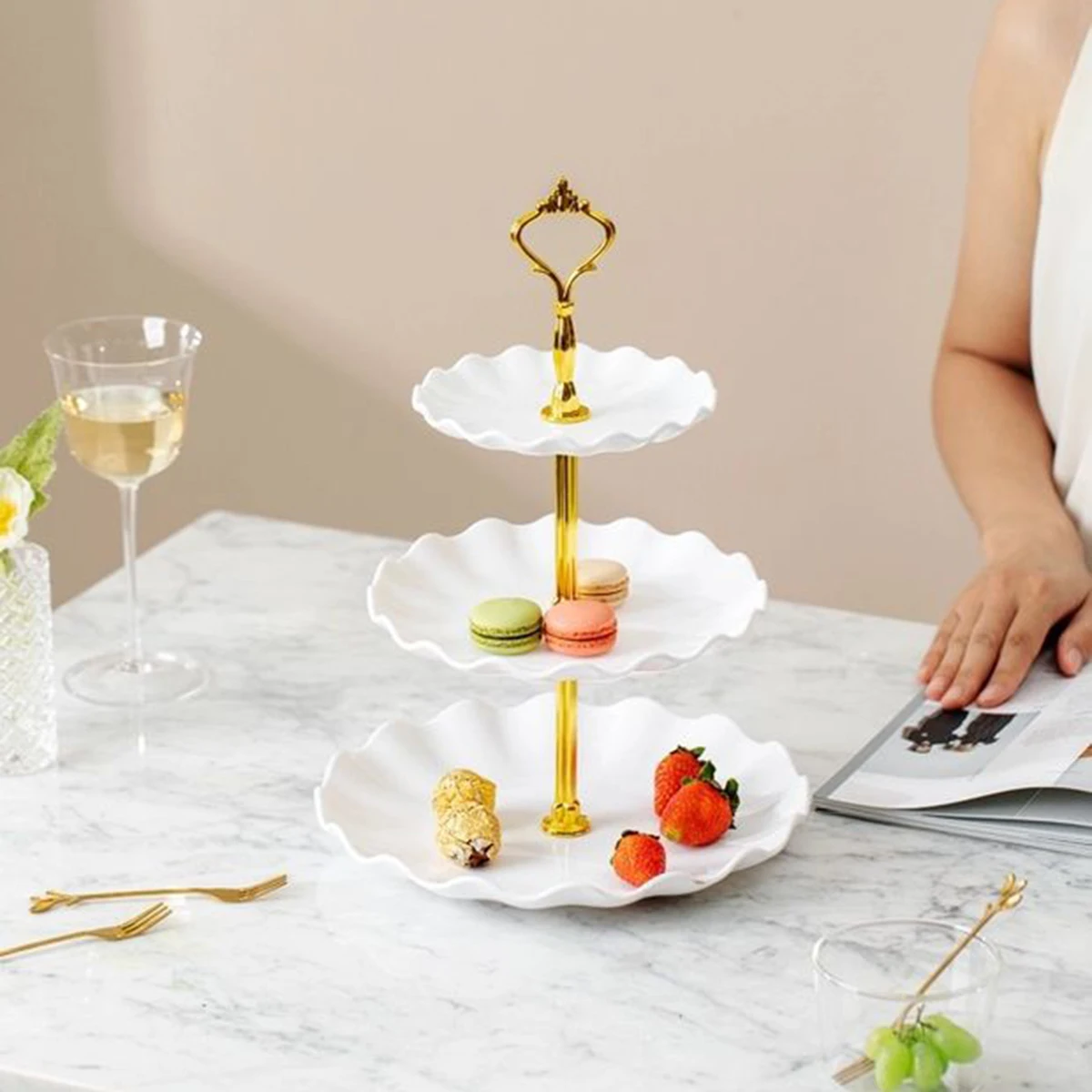 Slide image 975a81addaa8433d9003ee98cf448d46