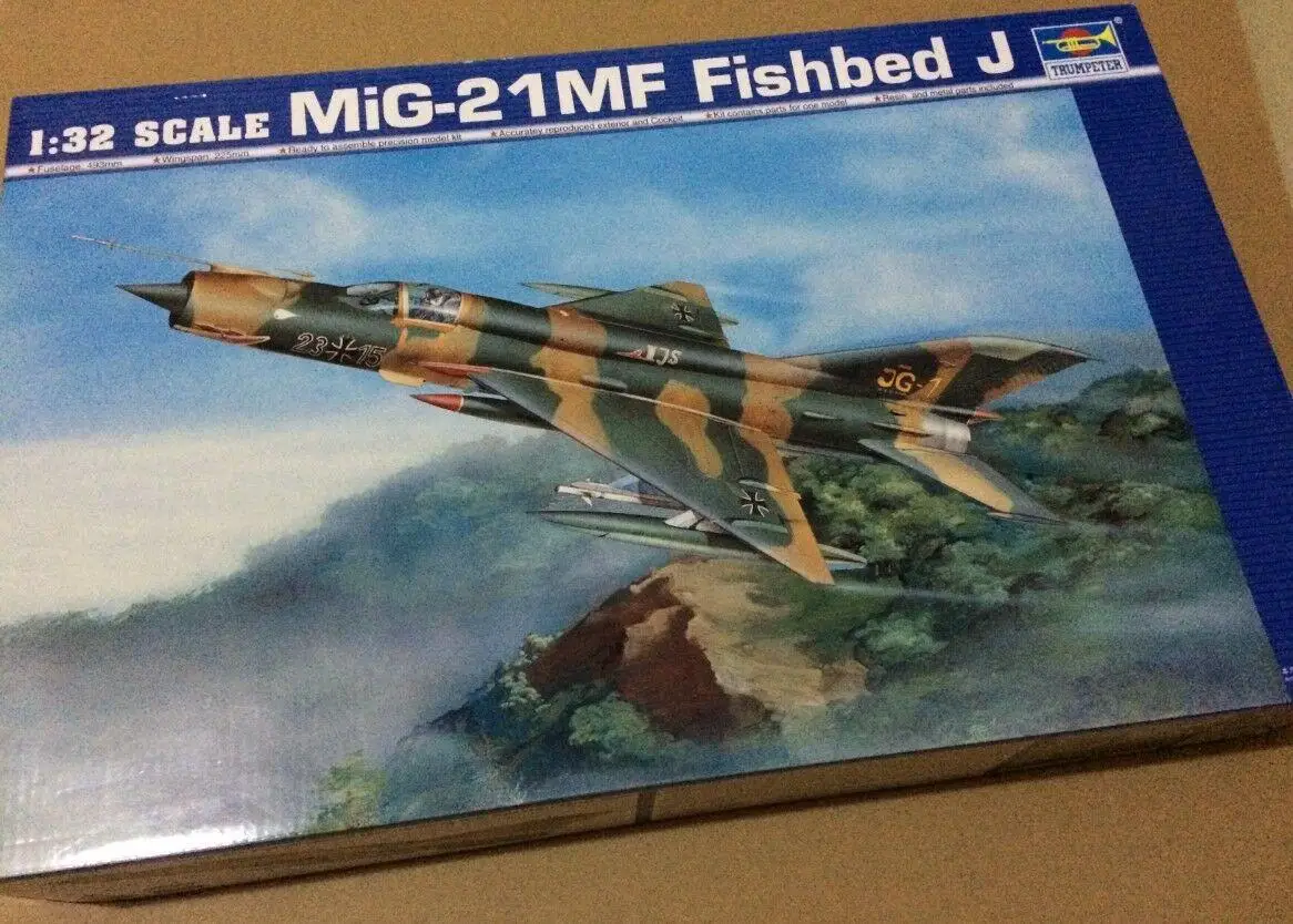 Trumpeter 1/32 02218 Mig-21Mf Fishbed J Model Kit