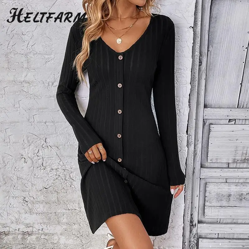 

2024 Women's New Knitted Pit Strip Fashion V-Neck Button Slim High Waist Resort Elegant Long Sleeve Dress