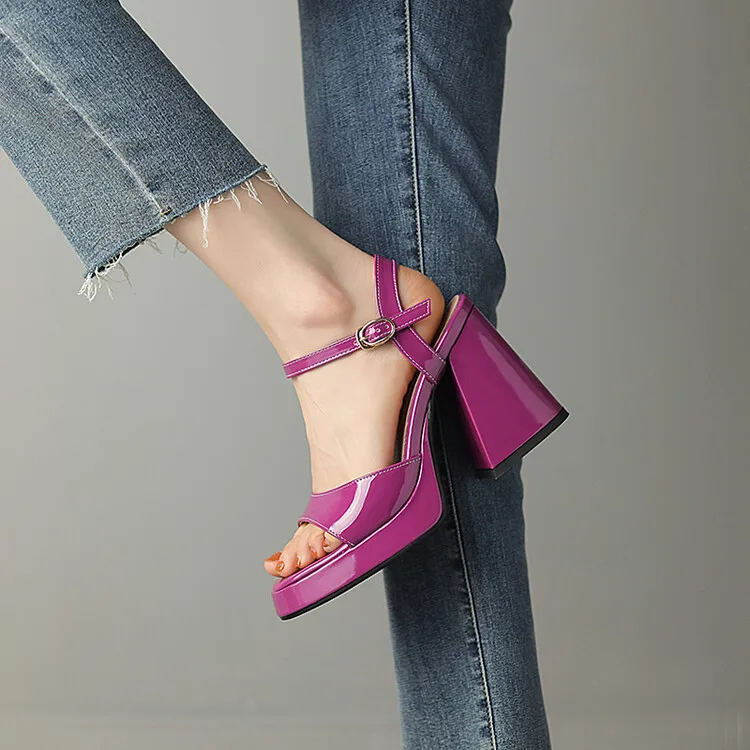 

2024 Summer Women Sandal Fashion Patent Leather Open Toe Ankle Buckle Platform Sandal Chunky Heels Women's Sandal