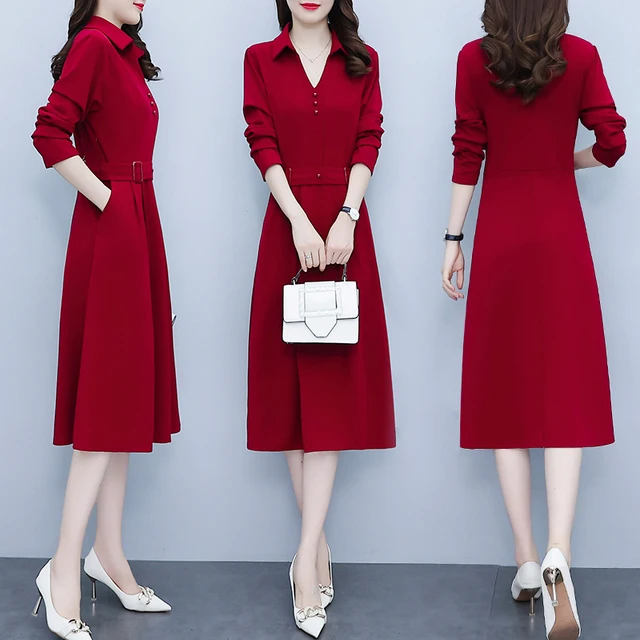 여성의 매력을 한층 더 돋보이게 하는 솔리드 드레스