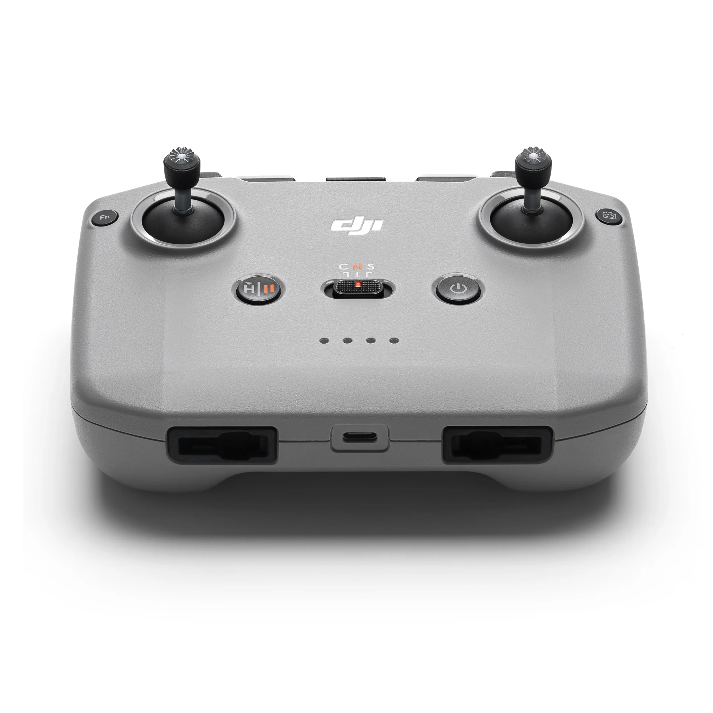 Télécommande DJI RC-N3 tenue en mains, avec téléphone fixé, prête pour le vol avec Neo 2, Mini 5 Pro, Air 3S