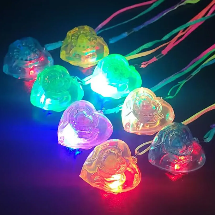 10/20/30/50 pcs Star Heart LED Light Up Necklace Pendants Flashing Glow Luminous Necklace Girls Led Flashing Necklace Party