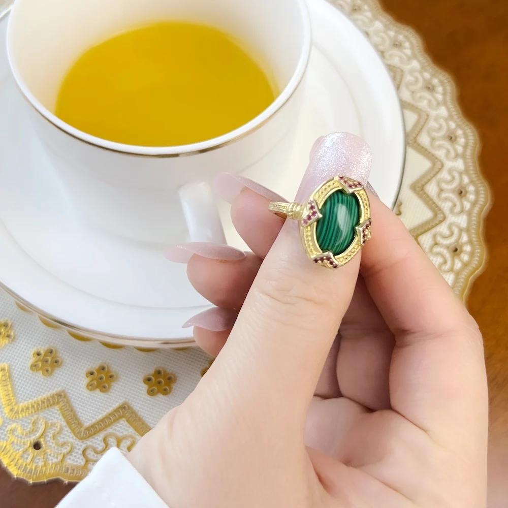 Eleganter Ring, ovaler grüner Stein, Gold, europäischer Stil, edler Schmuck für Frauen, Sommer, brandneues Vintage-Geschenk aus 925er Sterlingsilber – Detail 7