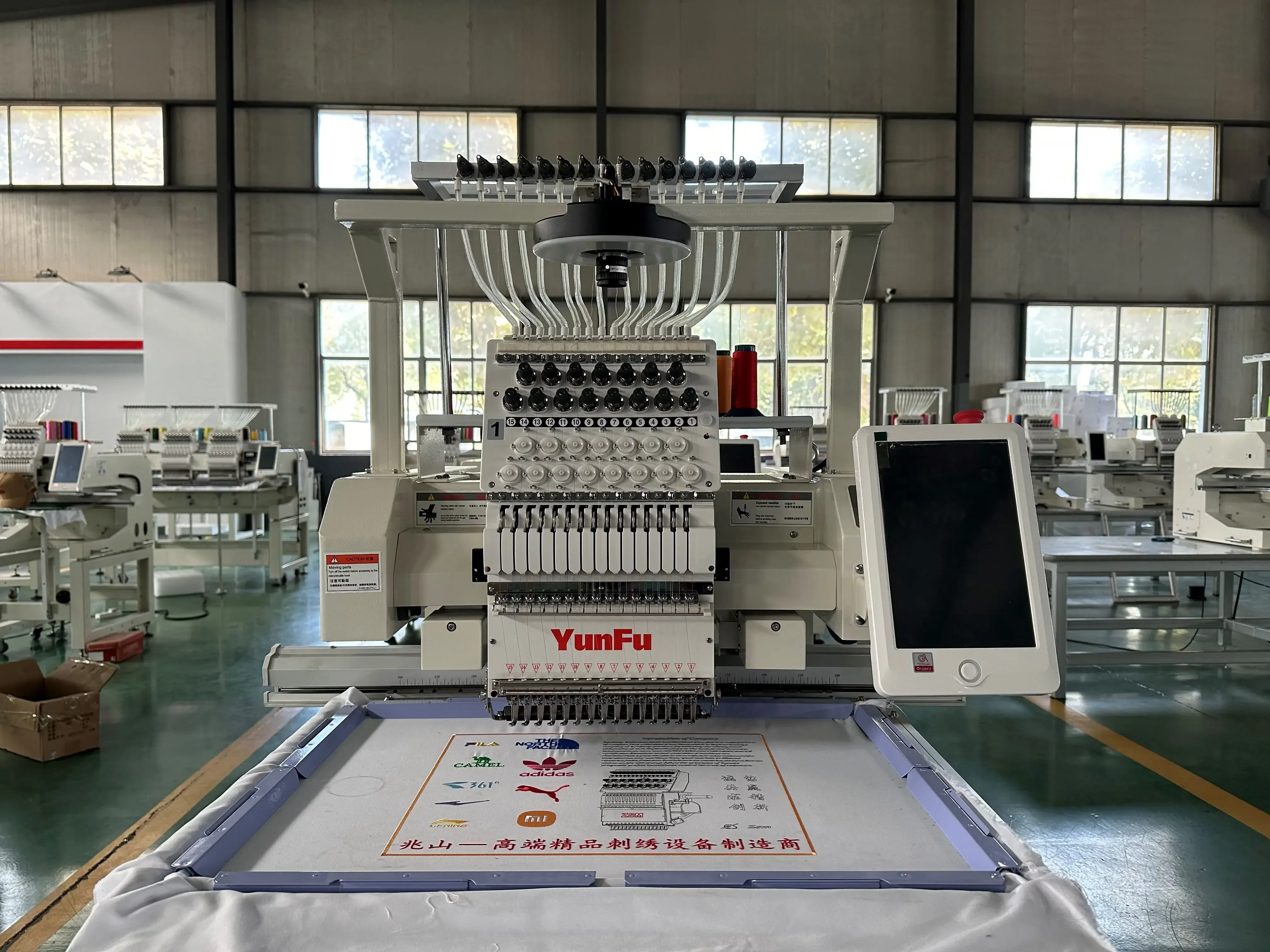 YunFu Single Head 400*600 Mm 24 Months Warranty Embroidery Machine 12 15 Needles 1200 RPM High Accuracy Embroidery Machine