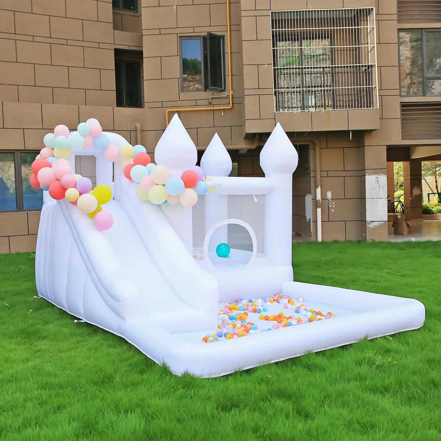 Inflatable White Bounce House with Slide Ball Pool and Blower PVC Jumping Castle for Kids Birthday Wedding Party Outdoor