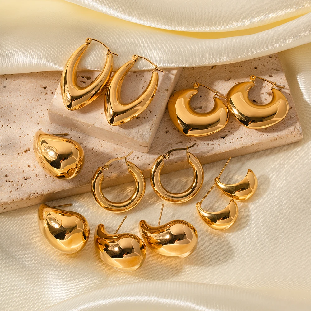 Stylish Gold Metal U-Shaped Hoop Earrings