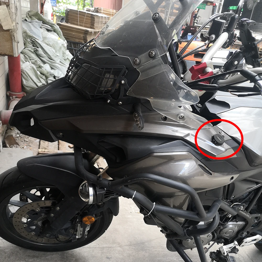 Рисунок 6 - Адаптер для быстрой зарядки Benelli