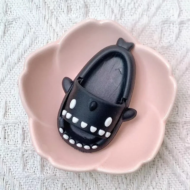 2pcs Hamster Costume Shoes Cute Shark Slippers Cosplay Suit Small Pet Fun Clothes Guinea Pigs Cosplay Assessories for Real Pets