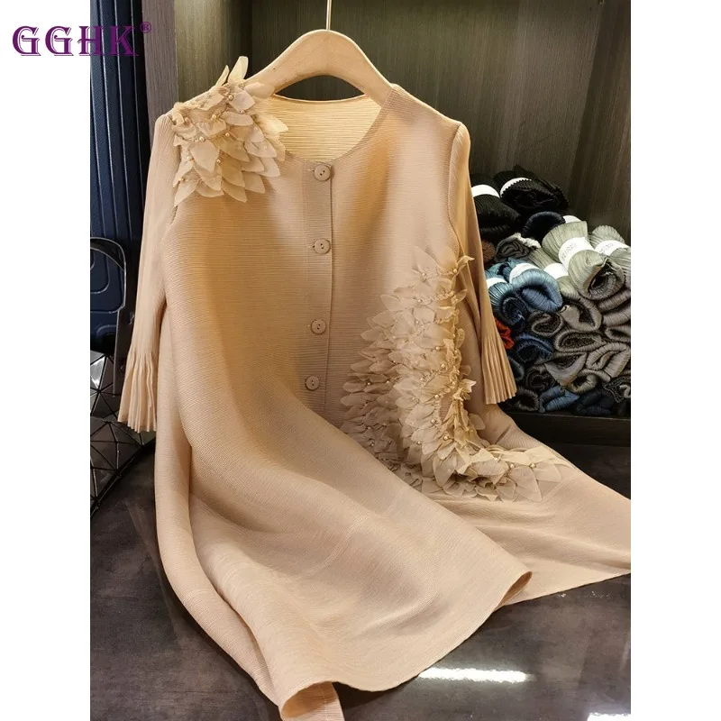 

GGHK High Quality Three-dimensional Floating Flowers Beaded Pleated Dress 2023 New Loose Large Size Ladies Party Evening Dresses