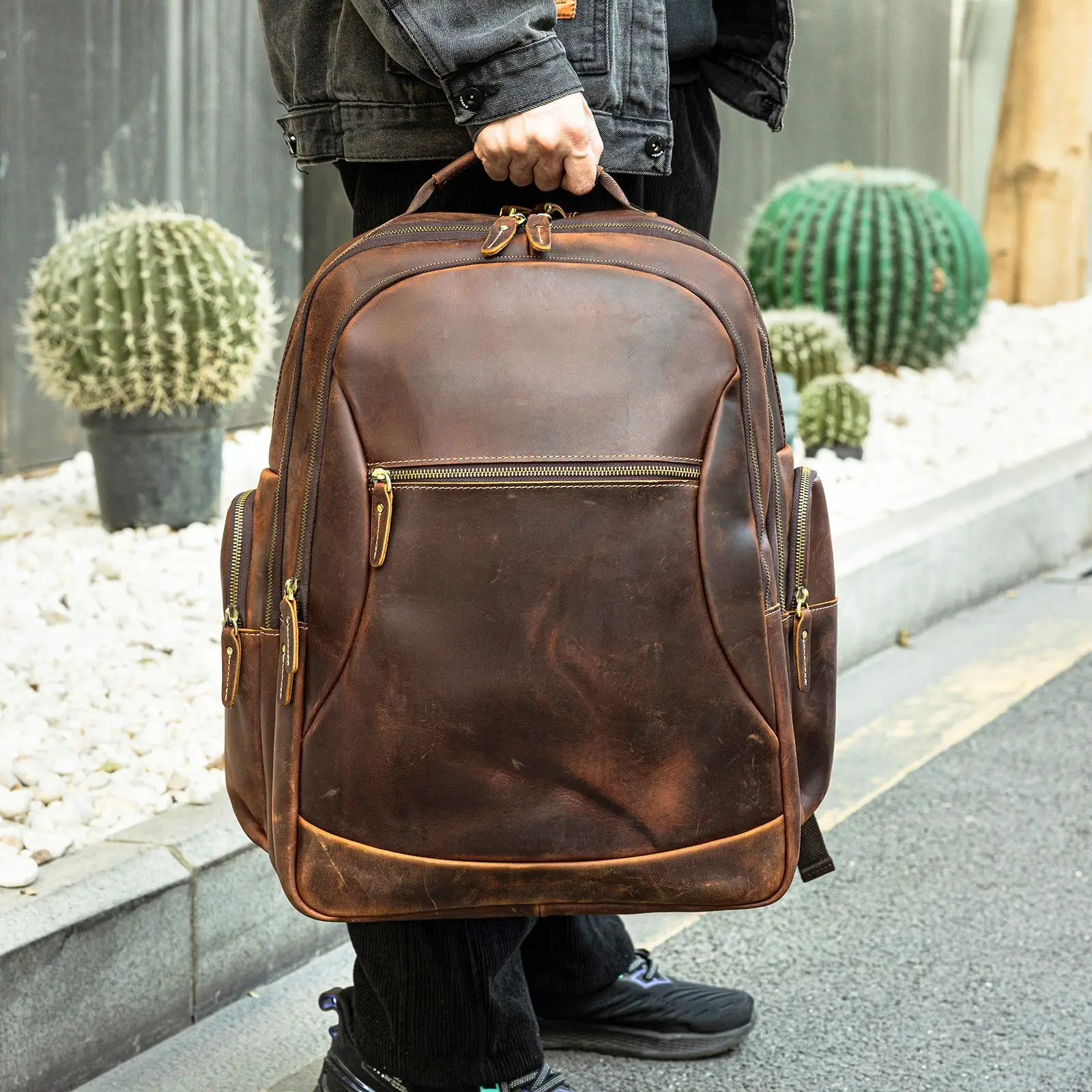 New Crazy Horse Leather Men's Backpack High Capacity 17 Inches Laptop Bag Vintage Style