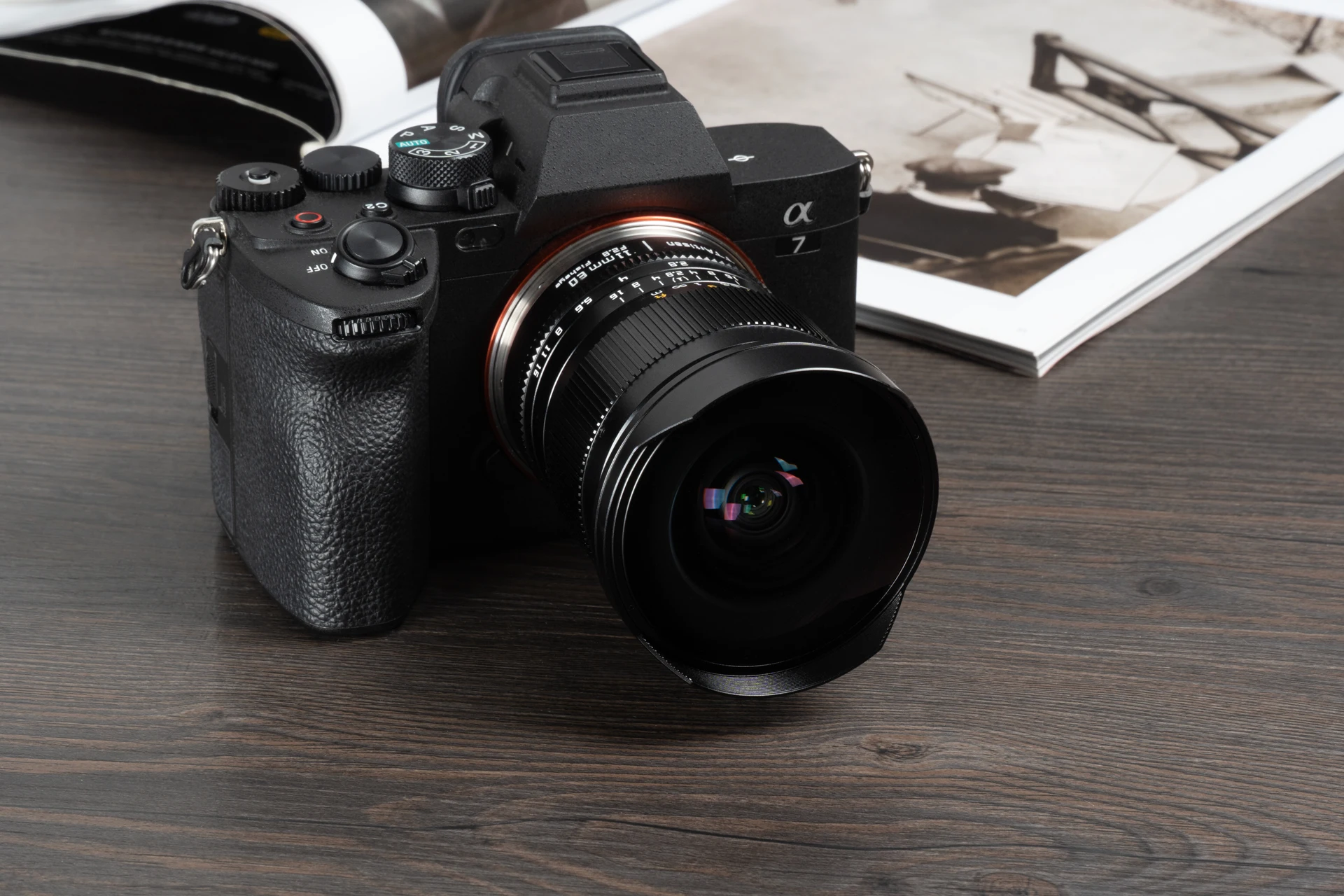 11mm F2.8 Full Frame Ultra-Wide Fisheye Lens Sony E Canon EF R Fuji GFX Nikon Z