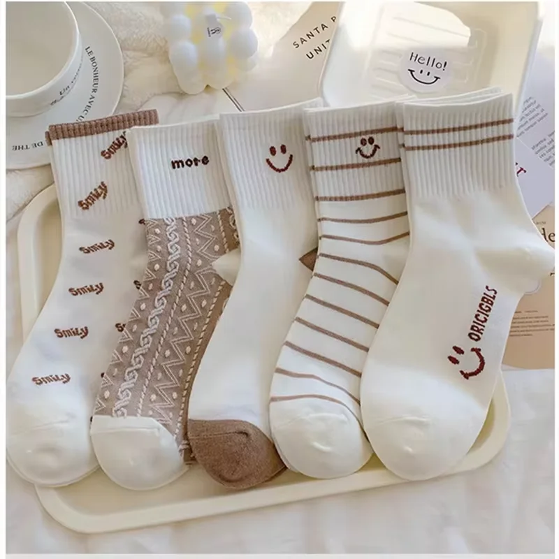 5 Paar warme und flauschige Cartoon-Tiersocken, warme Korallen-Fleece-Socken in Rundlänge für den Winter, Damenstrümpfe und Strumpfwaren – Detail 19