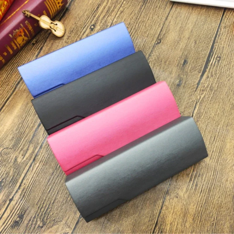 

Men's and Women's Glasses Protective Case Container Box Glasses Fashion Case Wood Grain Hard Metal Reading Glasses Case