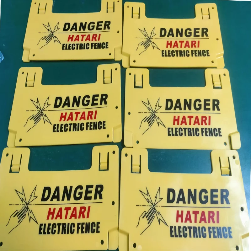 Electric Fence Warning Signs Plastic Electric Fence Safe Sign Caution Warning Sign 5PCS for Farm Animals Danger Board