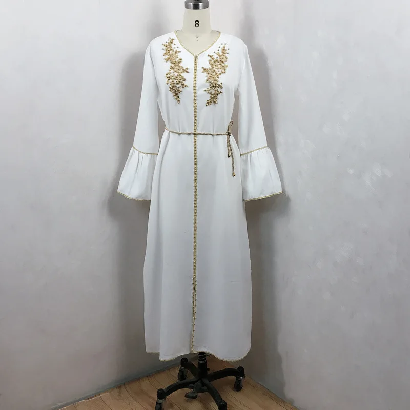 Muslim Dress Middle East Dubai Fashion Long Robe Beading Abayas for Women Casual Vestidos Arabes Dubai Y Turcos