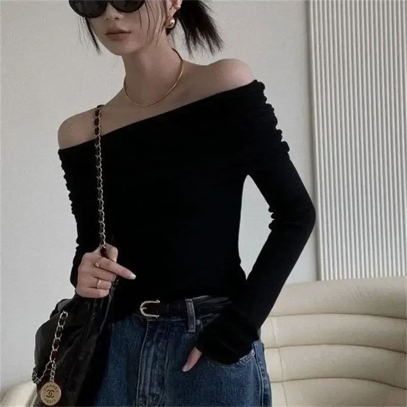 Women Off Shoulder Long Sleeve Knitted T-shirt Sexy Tops Solid Elegant Autumn Winter New Spicy Girl Slim Fit Short Red Crop Top 3