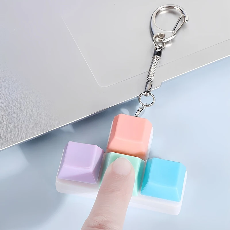 Kreative Dekompressions-Tastatur mit Macaron-förmigen Tastenkappen, Dekompressions-Schlüsselanhängern und kleinen Spielzeuganhängern – Detail 3