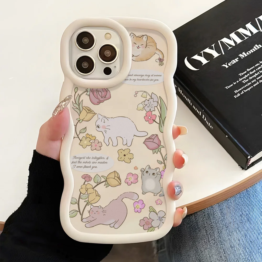 Yumuşak çiçek telefon kılıfı için iPhone 15 14 11 12 13 Pro Max XR X XS Max 6 6s 7 8 artı SE 2020 sevimli kedi darbeye kıvırcık dalga kapak
