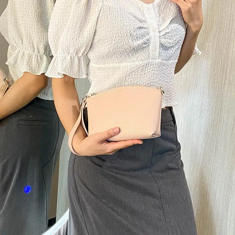 Women Small Square Bag New Fashion Shoulder Bags Crossbody Bags Outdoor Leisure Versatile Pink Clutches Female Square Bag