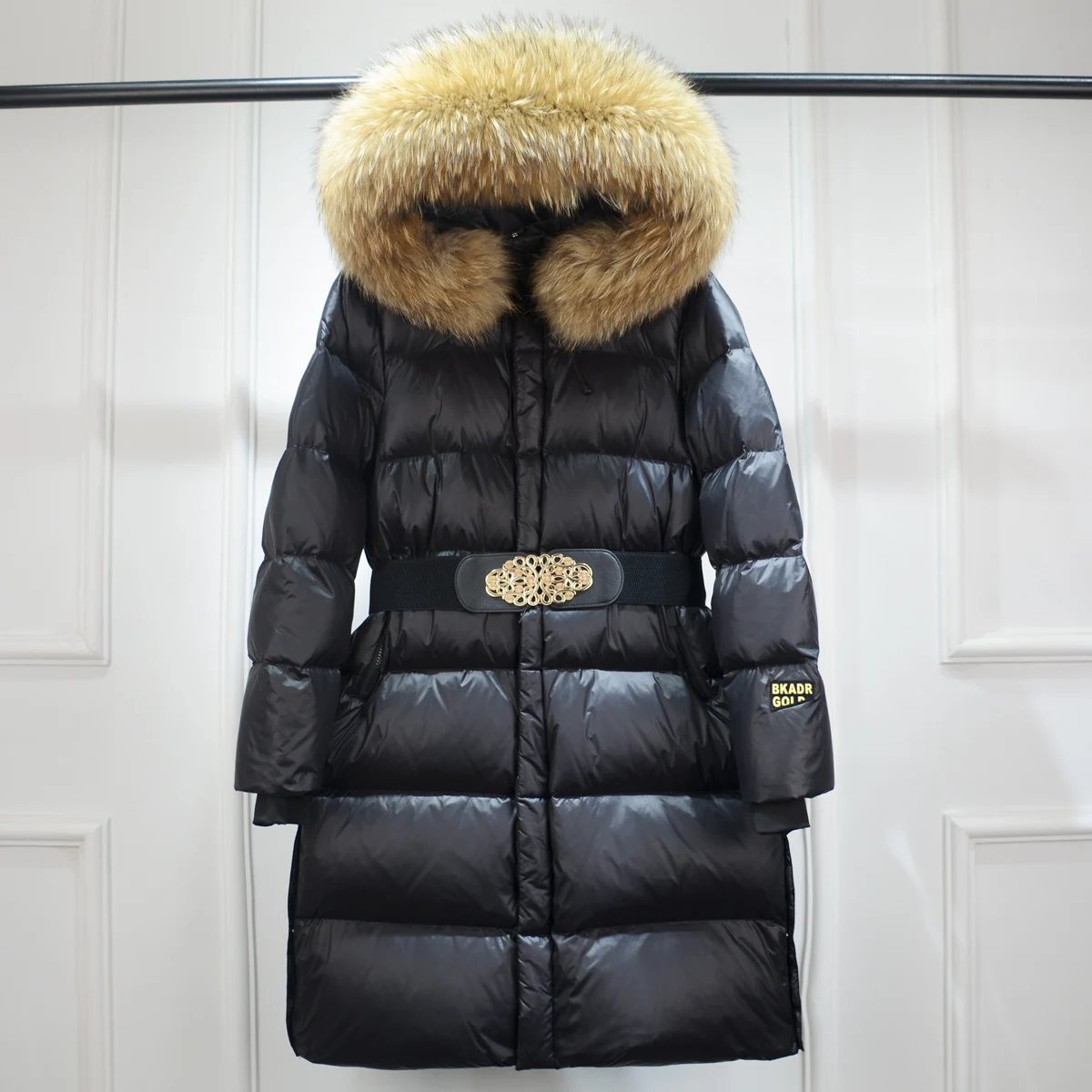 Lagabogy 2025 Big Real Raccoon Fur Winter Luxury Women's Puffer Coat Warm Hooded Down Jacket Female Long Waterproof Belt Parkas